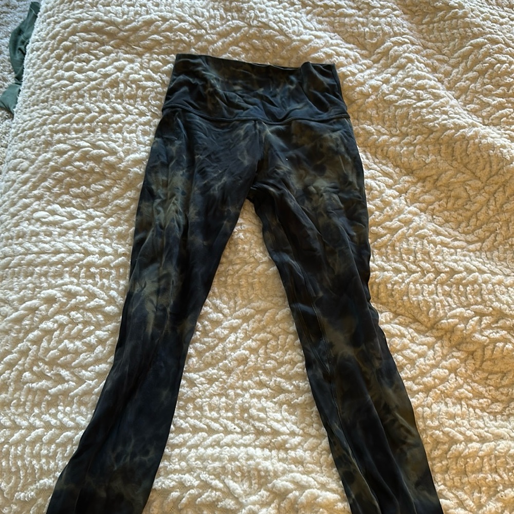 EUC Lululemon leggings